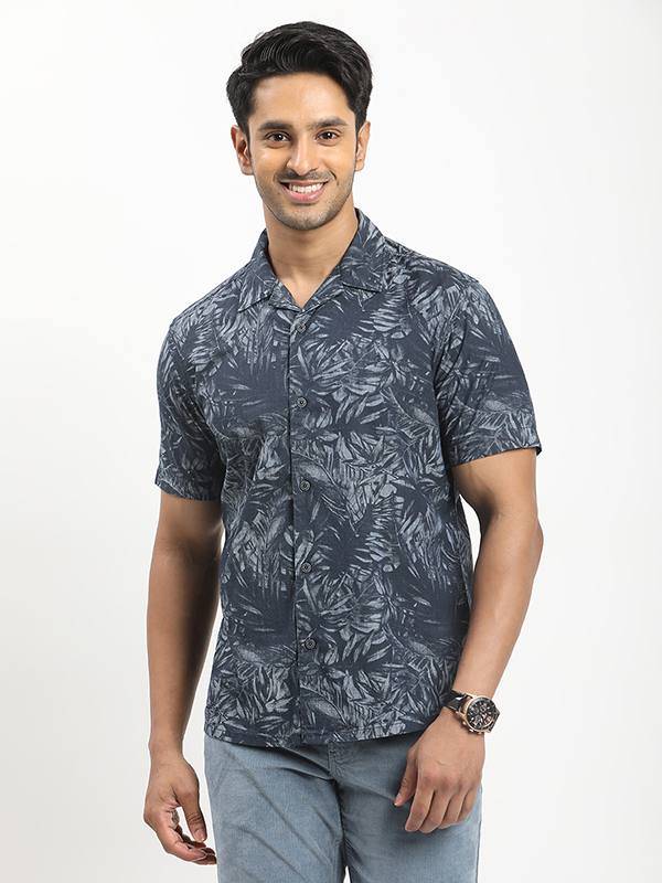 Men Printed Half Sleeve Cotton Shirt