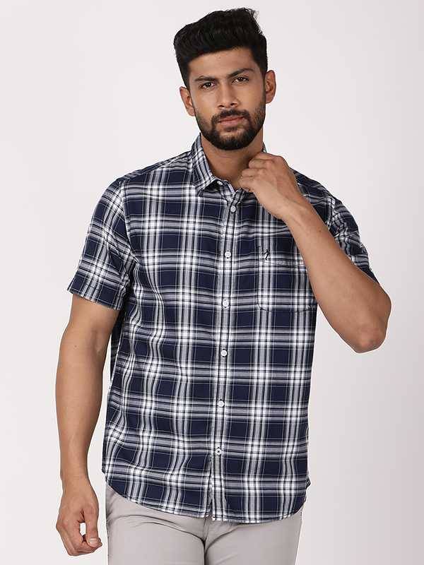 Men Checked Half Sleeve Cotton Shirt