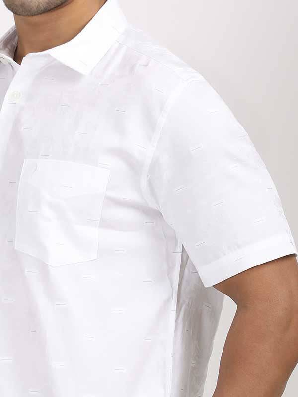 Men Printed Half Sleeve Cotton Shirt
