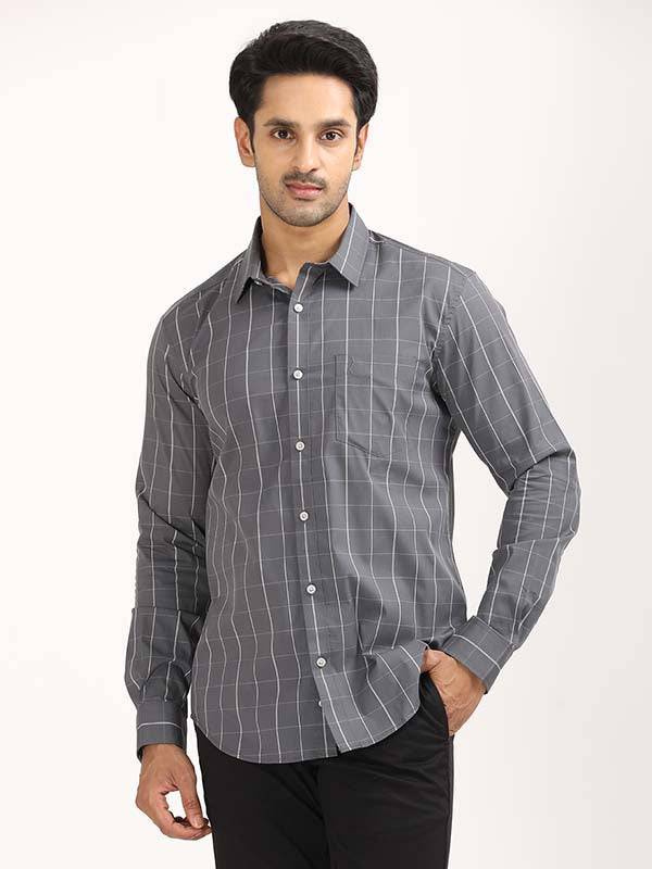 Men Checked Full Sleeve Polyester Blend Shirt