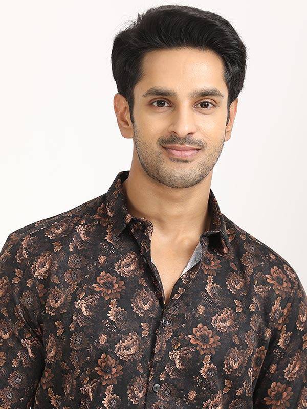 Men Printed Half Sleeve Cotton Stretch Shirt