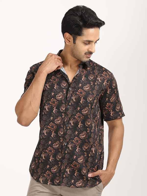 Men Printed Half Sleeve Cotton Stretch Shirt