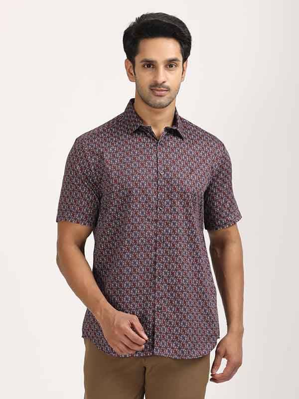 Men Printed Half Sleeve Cotton Stretch Shirt