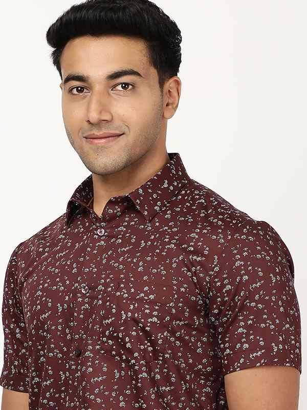 Men Printed Half Sleeve Cotton Shirt