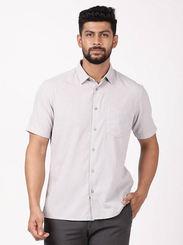 Men Solid Half Sleeve Cotton Shirt