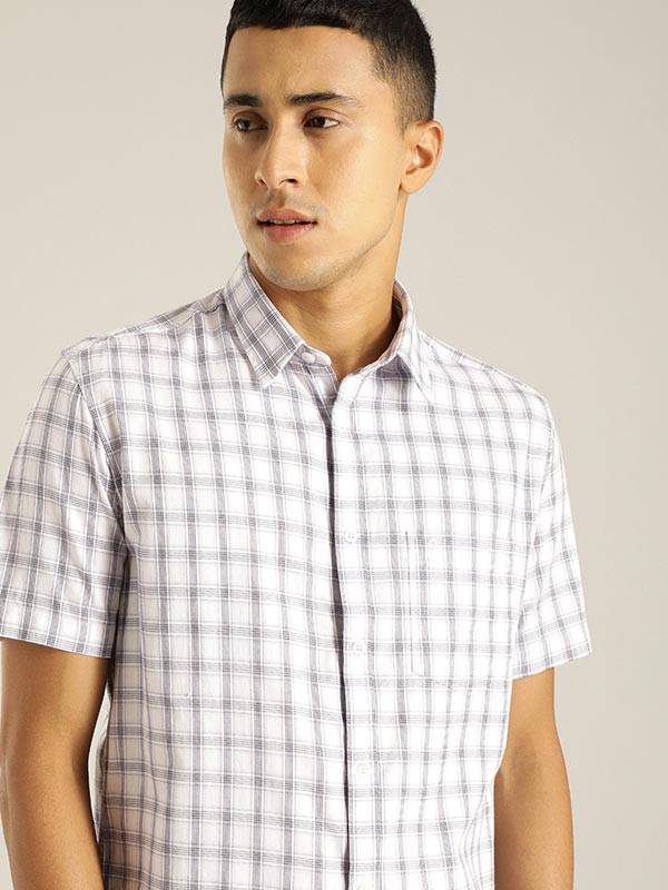 Men Checked Half Sleeve Cotton Shirt