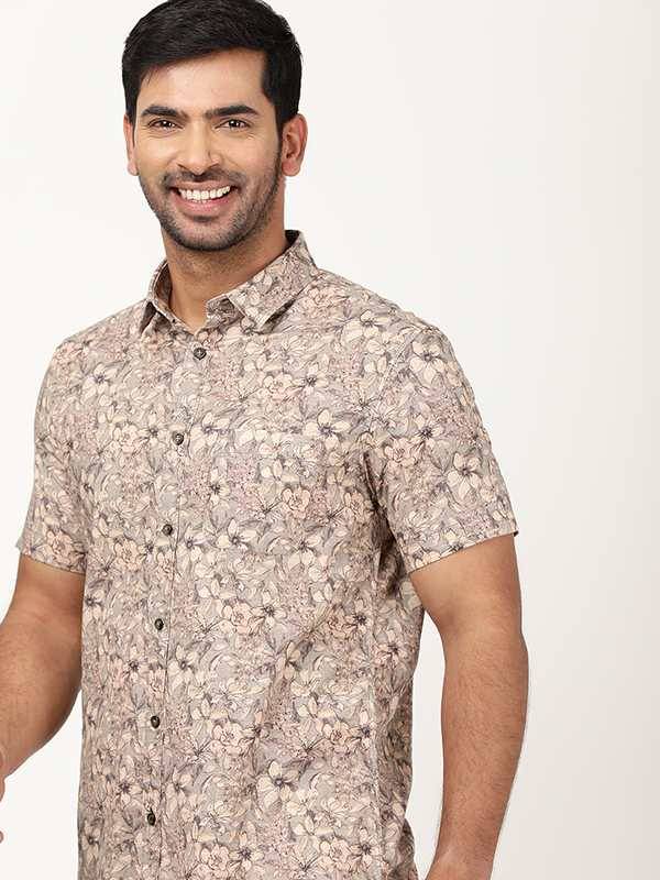 Men Printed Half Sleeve Cotton Shirt