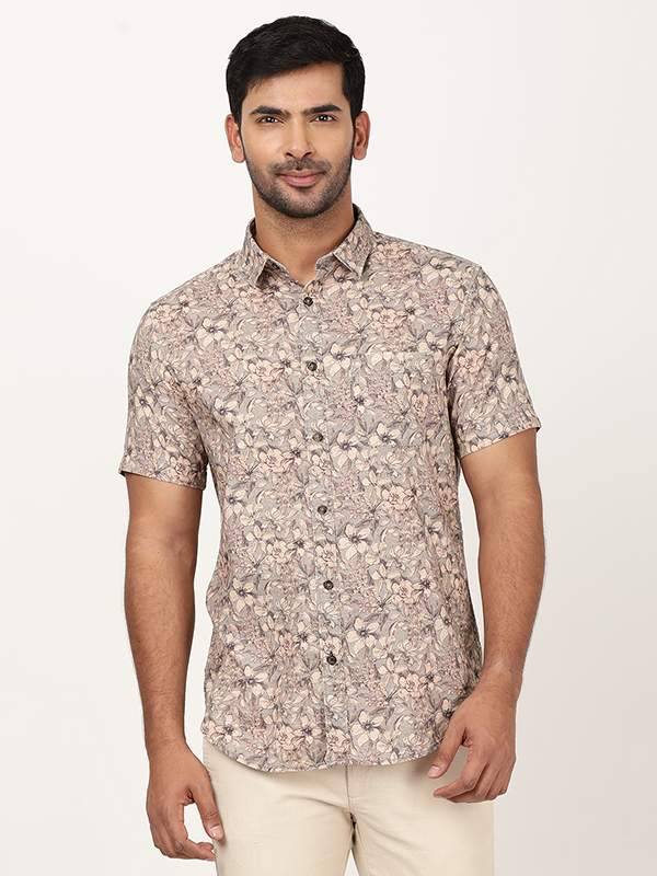 Men Printed Half Sleeve Cotton Shirt