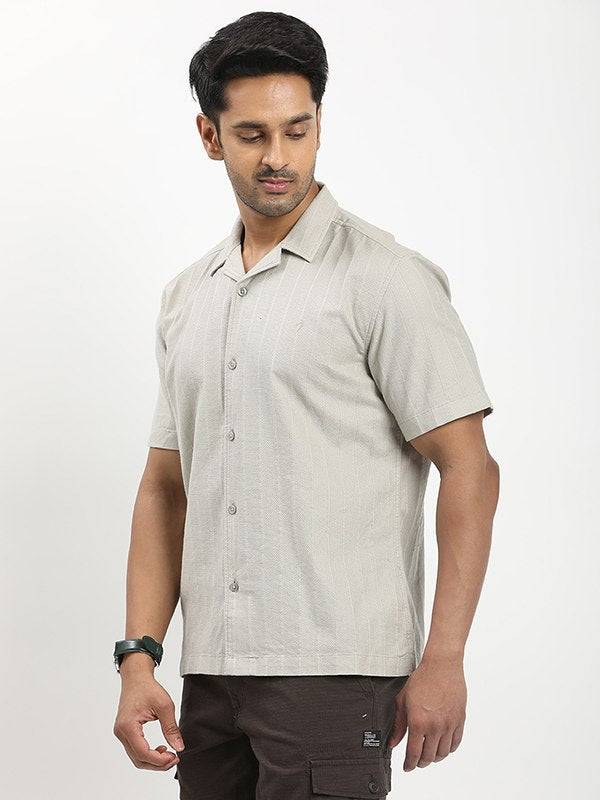 Men Solid Half Sleeve Cotton Shirt