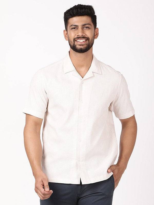 Men Solid Half Sleeve Cotton Shirt