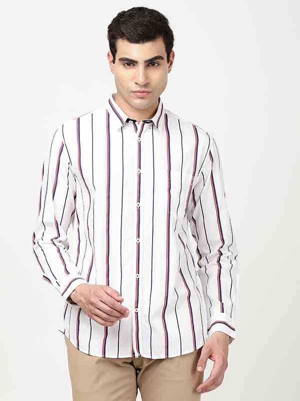 Men Striped Full Sleeve Cotton Blend Shirt