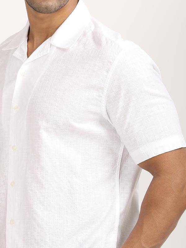 Men Solid Half Sleeve Cotton Shirt