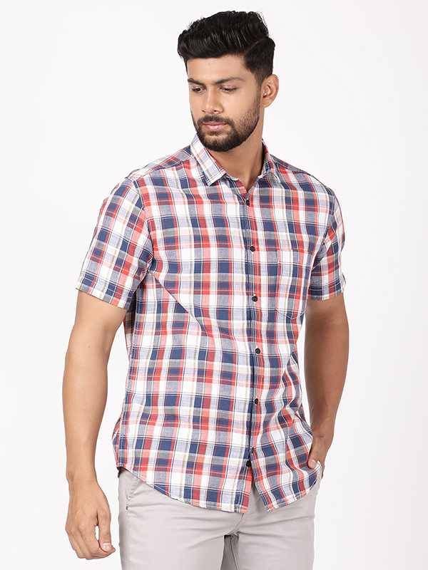 Men Checked Half Sleeve Cotton Blend Shirt