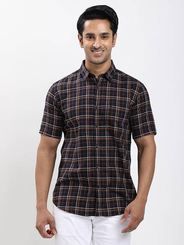 Men Checked Half Sleeve Cotton Shirt