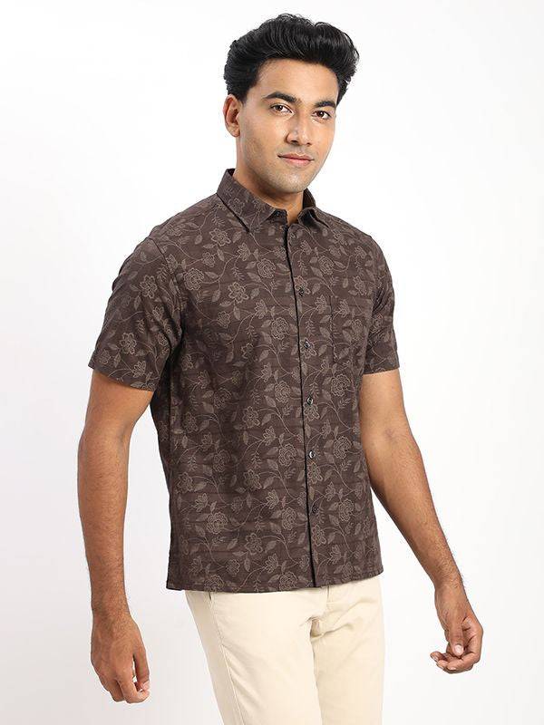 Men Printed Half Sleeve Cotton Shirt