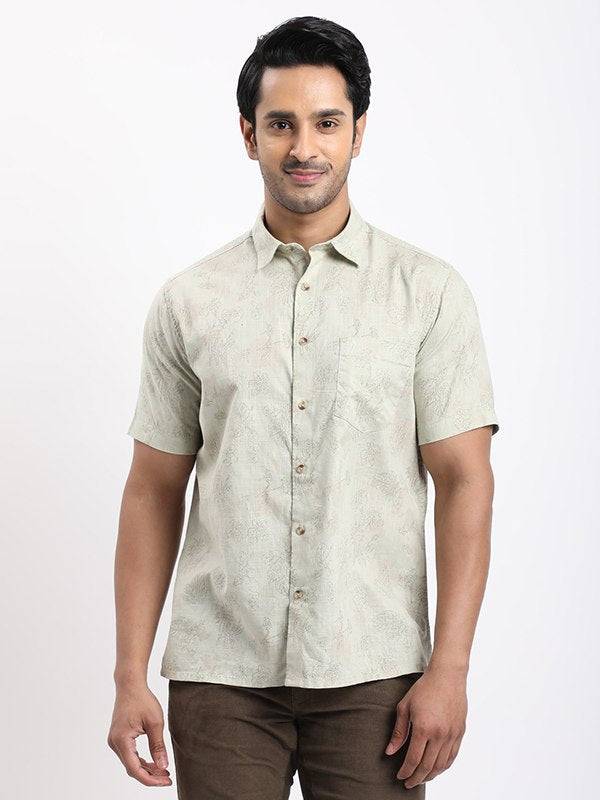 Men Printed Half Sleeve Cotton Shirt