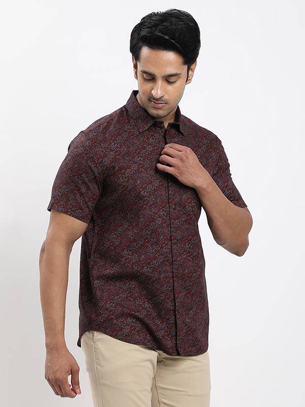 Men Printed Half Sleeve Cotton Shirt