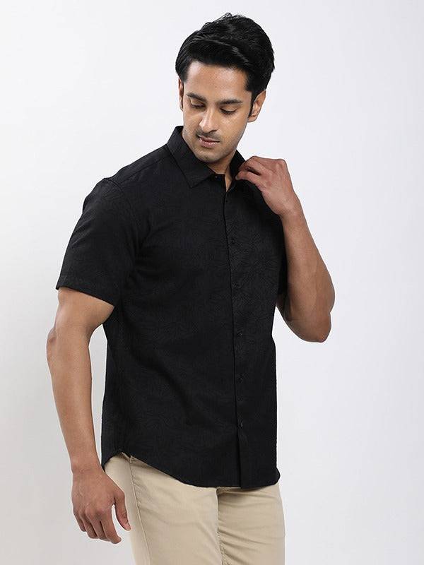 Men Solid Half Sleeve Cotton Blend Shirt