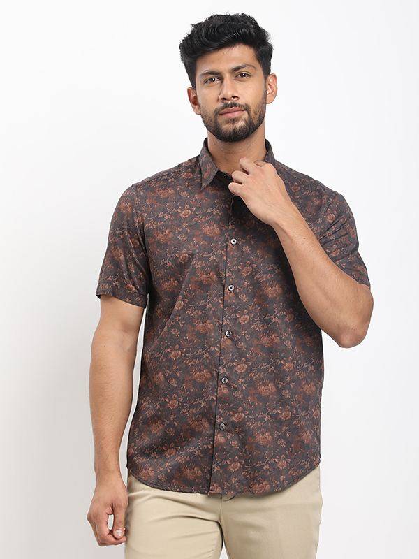 Men Printed Half Sleeve Cotton Shirt