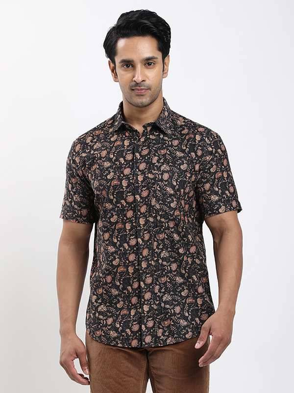 Men Printed Half Sleeve Cotton Corduroy Shirt