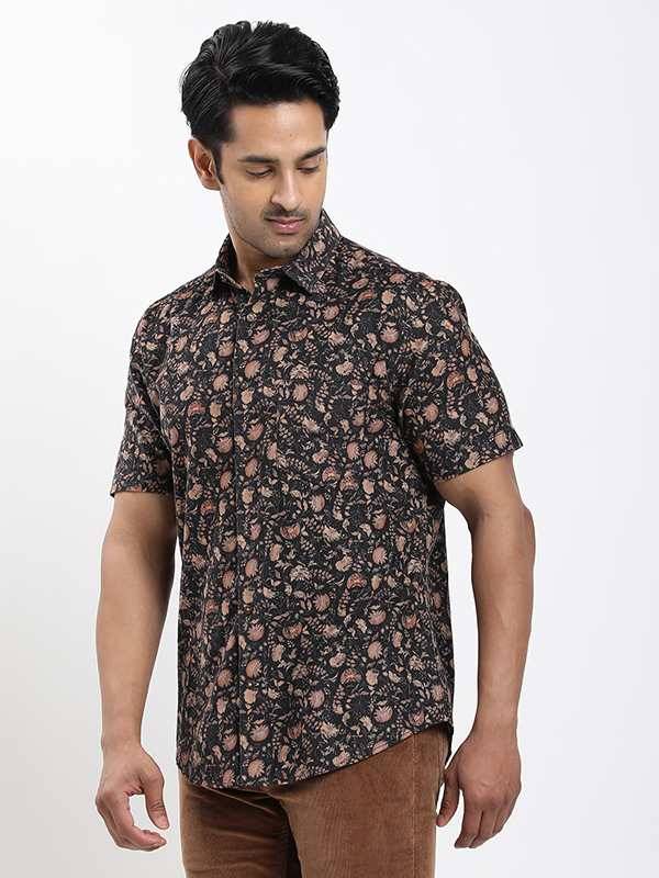 Men Printed Half Sleeve Cotton Corduroy Shirt