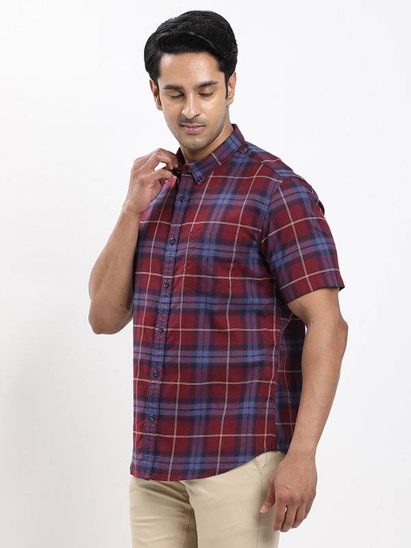 Men Checked Half Sleeve Cotton Shirt
