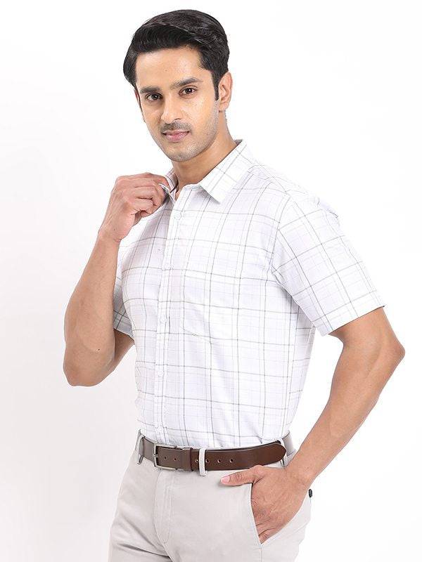 Men Checked Half Sleeve Cotton Shirt
