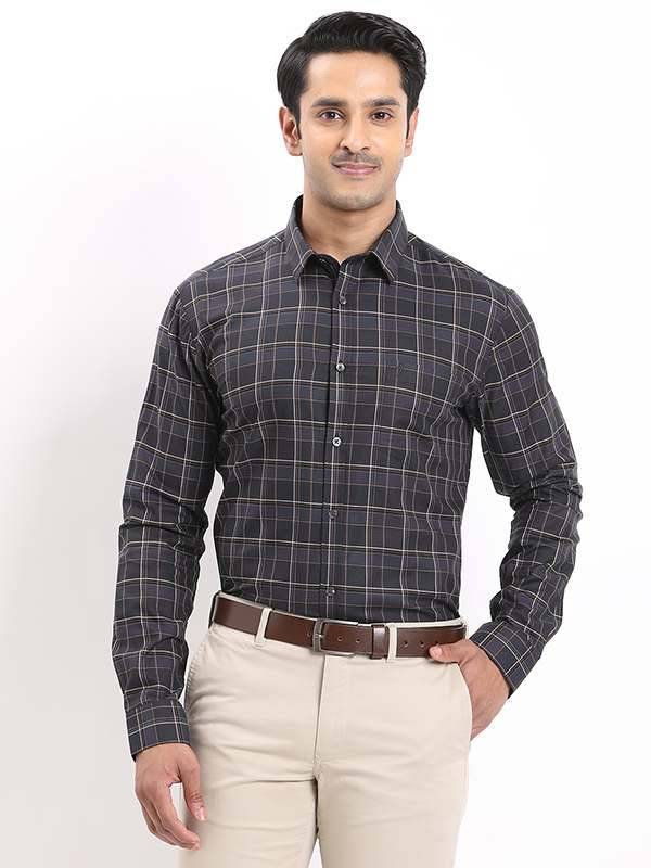 Men Checked Full Sleeve Cotton Shirt