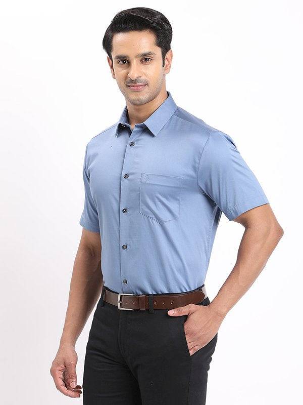 Men Solid Half Sleeve Cotton Stretch Shirt