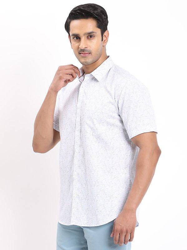 Men Printed Half Sleeve Cotton Shirt
