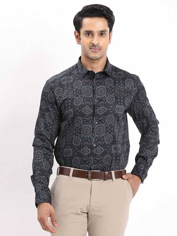 Men Printed Full Sleeve Cotton Shirt