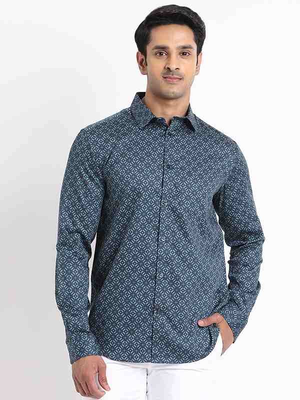 Men Printed Full Sleeve Cotton Shirt