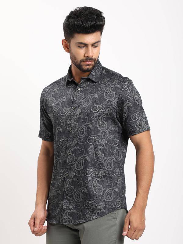 Men Printed Half Sleeve Cotton Shirt