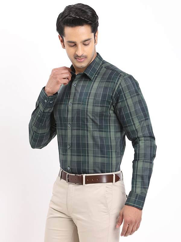 Men Checked Full Sleeve Cotton Shirt