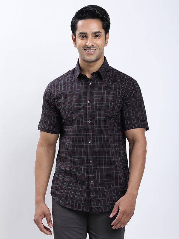 Men Checked Half Sleeve Cotton Shirt