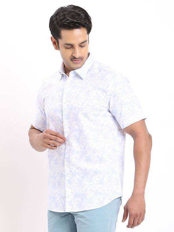 Men Printed Half Sleeve Cotton Shirt