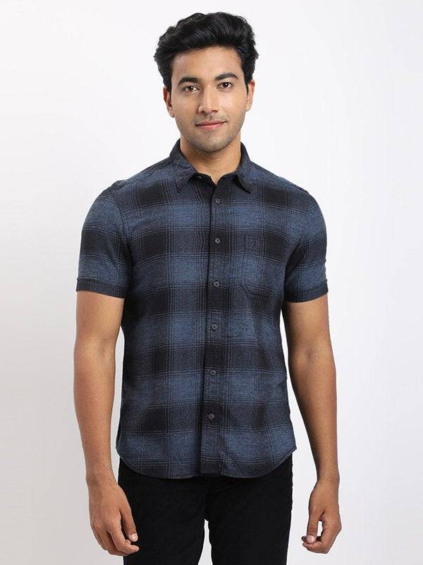 Men Checked Half Sleeve Cotton Shirt