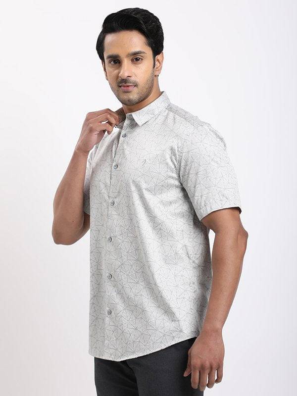 Men Printed Half Sleeve Cotton Shirt