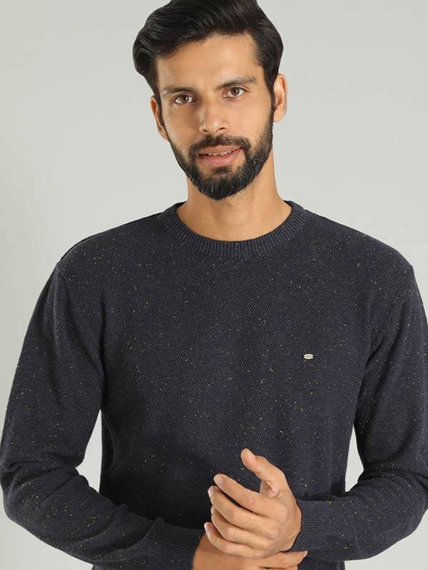 Men Solid Full Sleeve Crew Neck Sweater