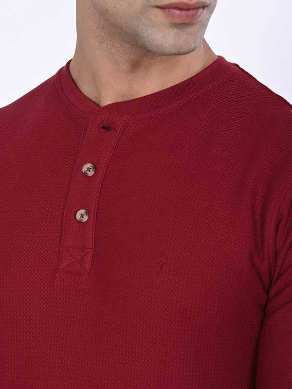 Men Solid Henley T-Shirt