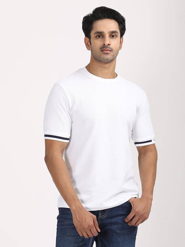 Men Solid Crew Neck T Shirt