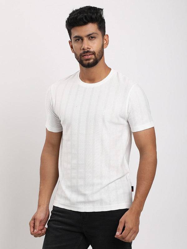 Men Solid Crew Neck T-Shirt