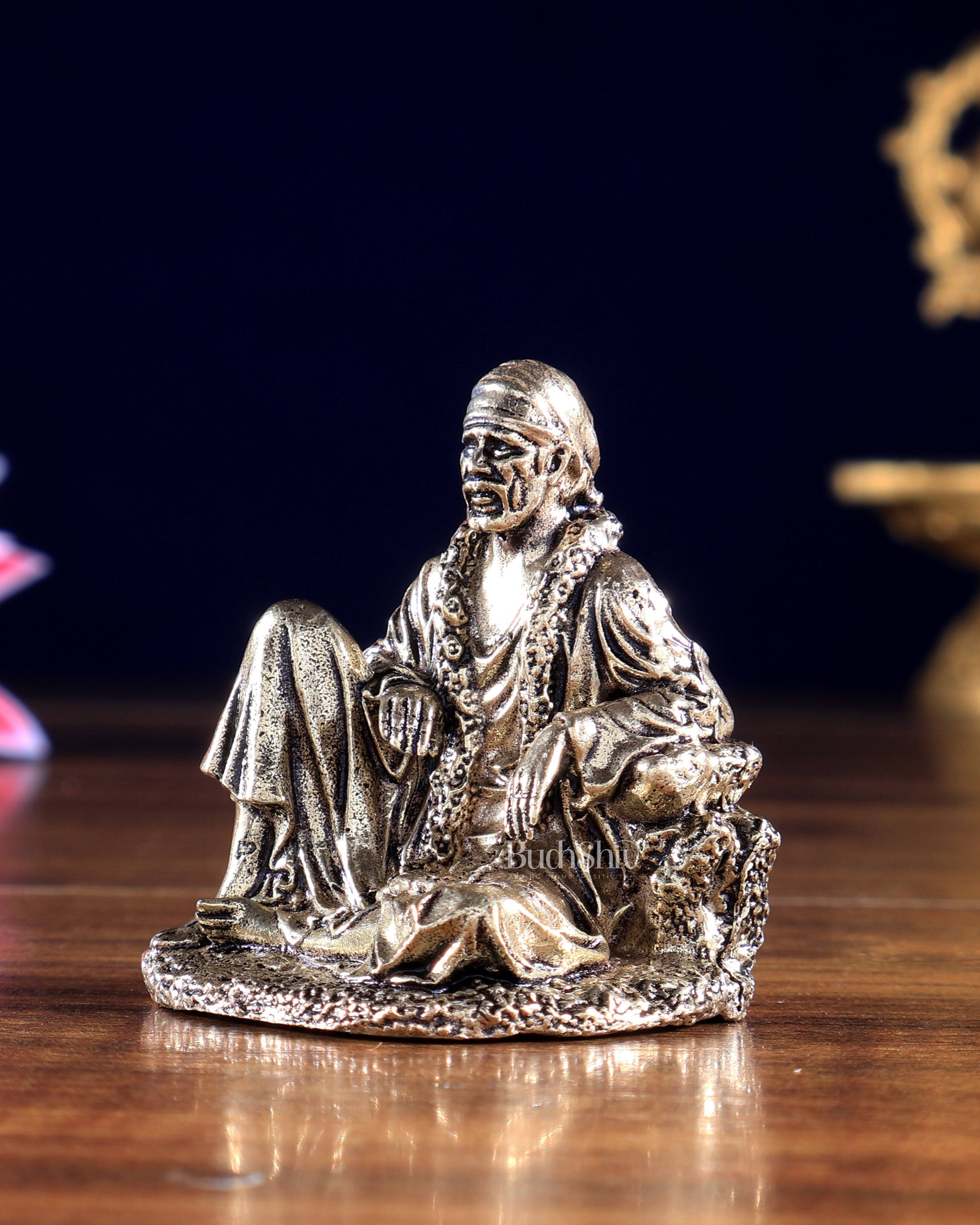 Brass Miniature Sai Baba Idol – Pocket-Size