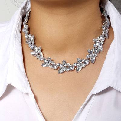 Pretunia Floral Rhinestones Necklace