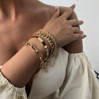 We Twist Gold Set of 4 Bracelets