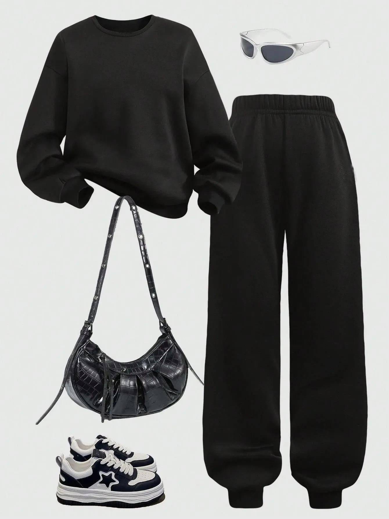 KOTTY Womenâ€™s Black Cropped Sweatshirt