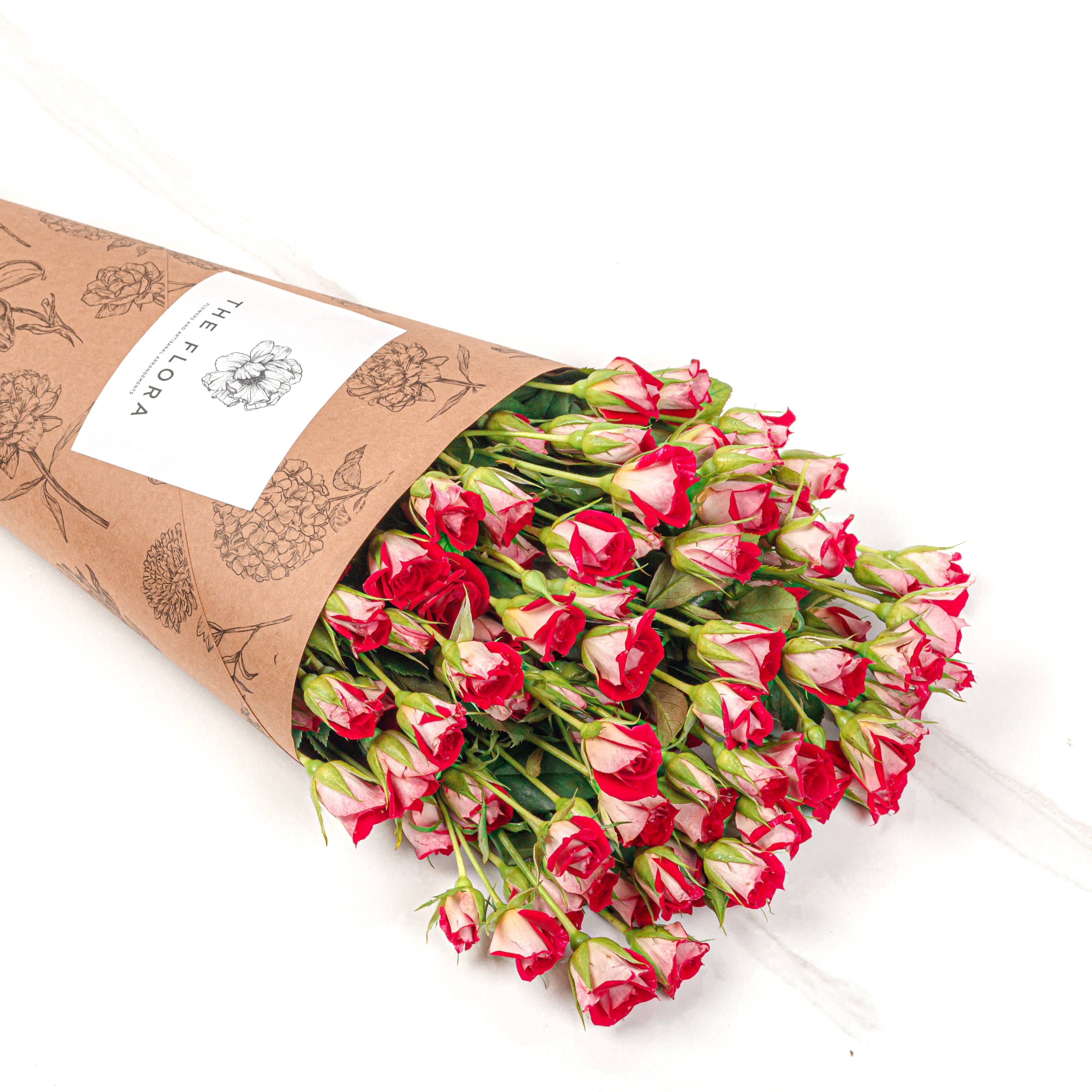 30 Roses Spray Buy Spray Roses Buy at ₹950 in Flowers | Best Gifts on Plumint