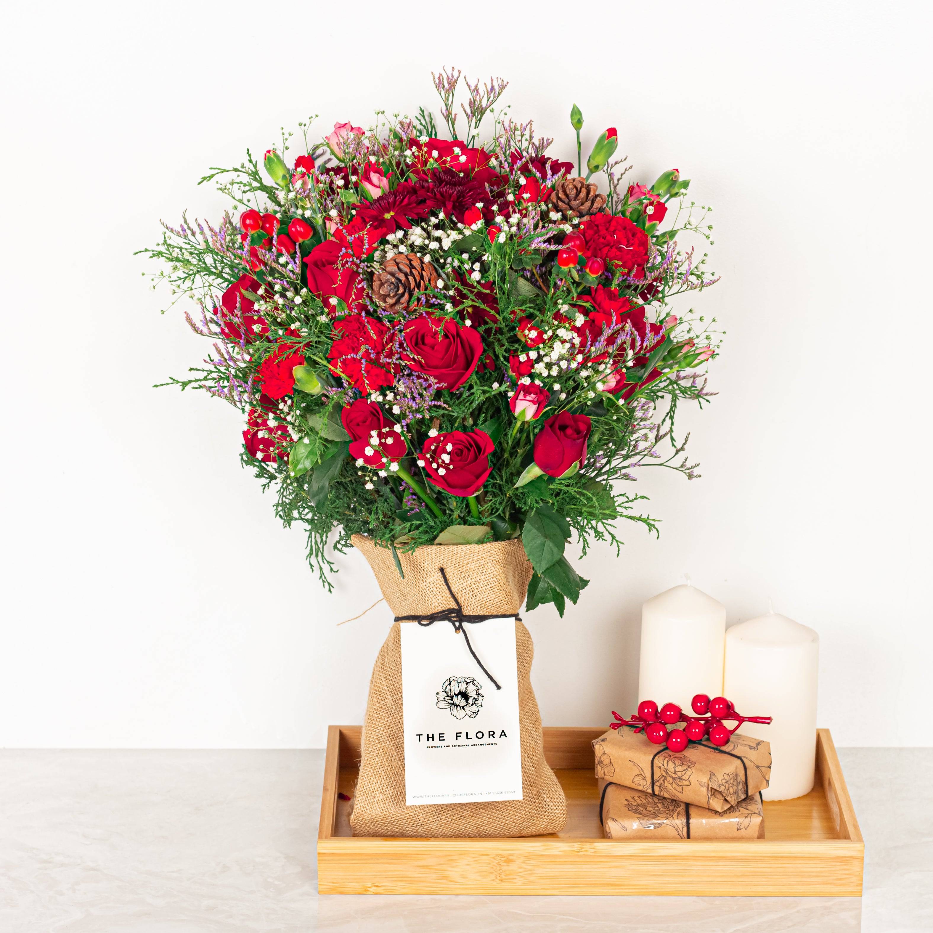 Novel Noel Buy at ₹3350