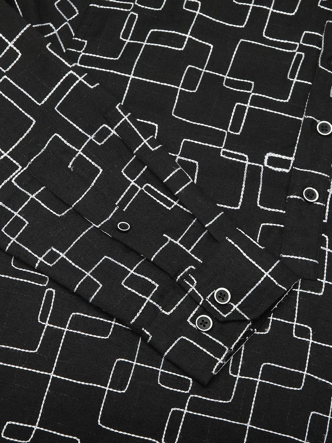 Black Maze Contrast Embroidered Kurta Buy only at ₹524