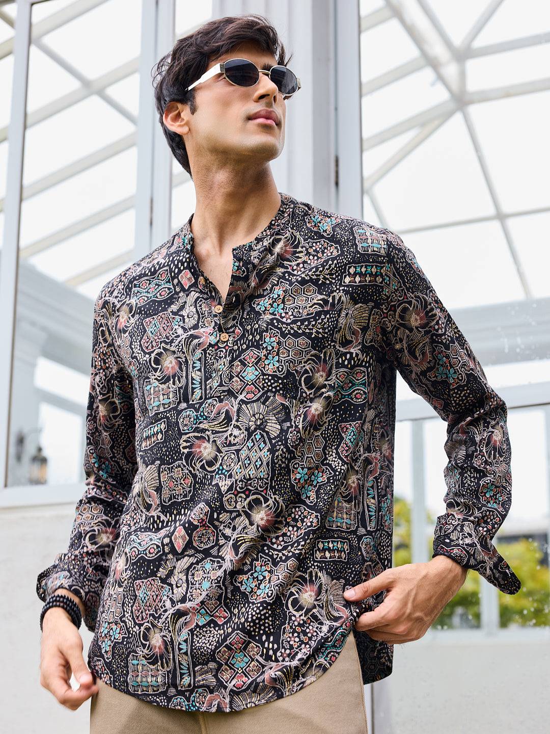 Picturesque Black Foil Printed Kurta Buy only at ₹759